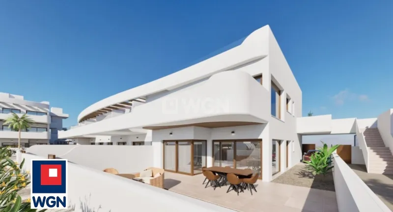 Dom na  sprzedaż Los Alcazares - Nowoczesne bungalowy 800 m od plaży